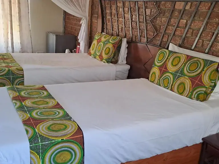 iroCK Lodge accommodation image